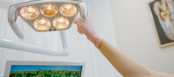 ugoden-zobni-implantat